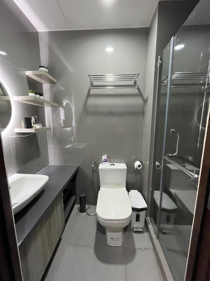 Homey 1 Bedroom Unit At Air Residences Makati City Extérieur photo