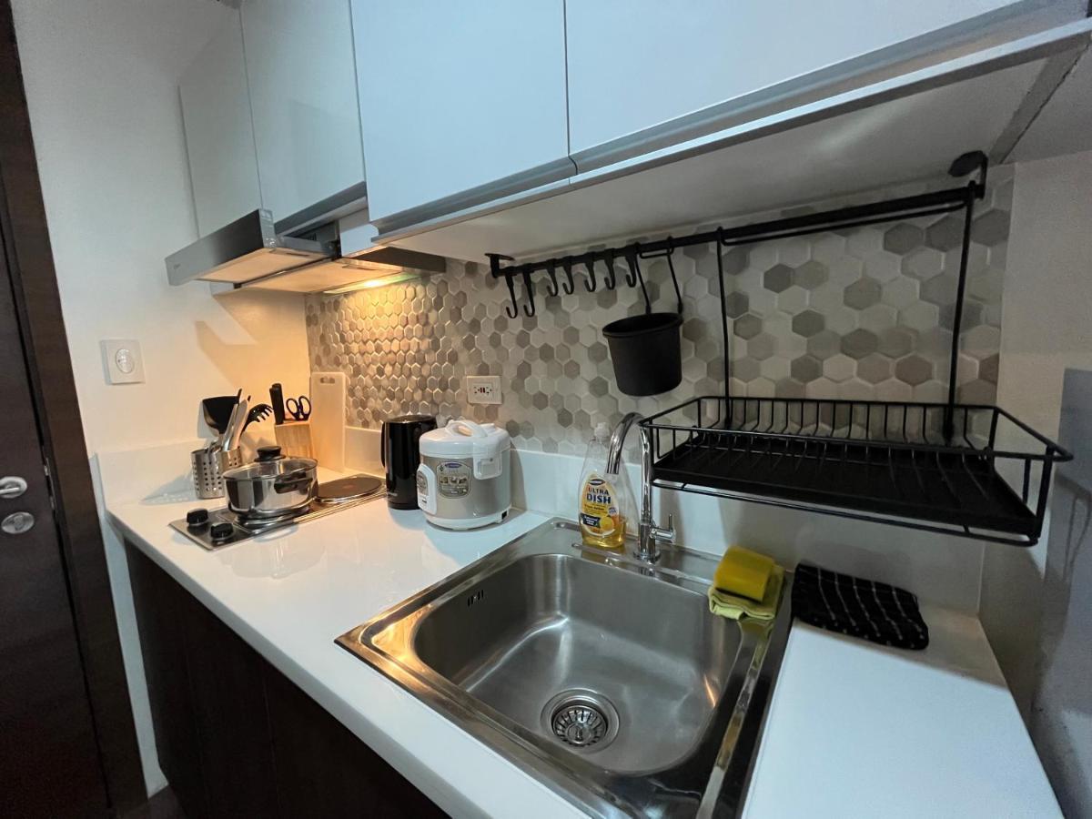 Homey 1 Bedroom Unit At Air Residences Makati City Extérieur photo
